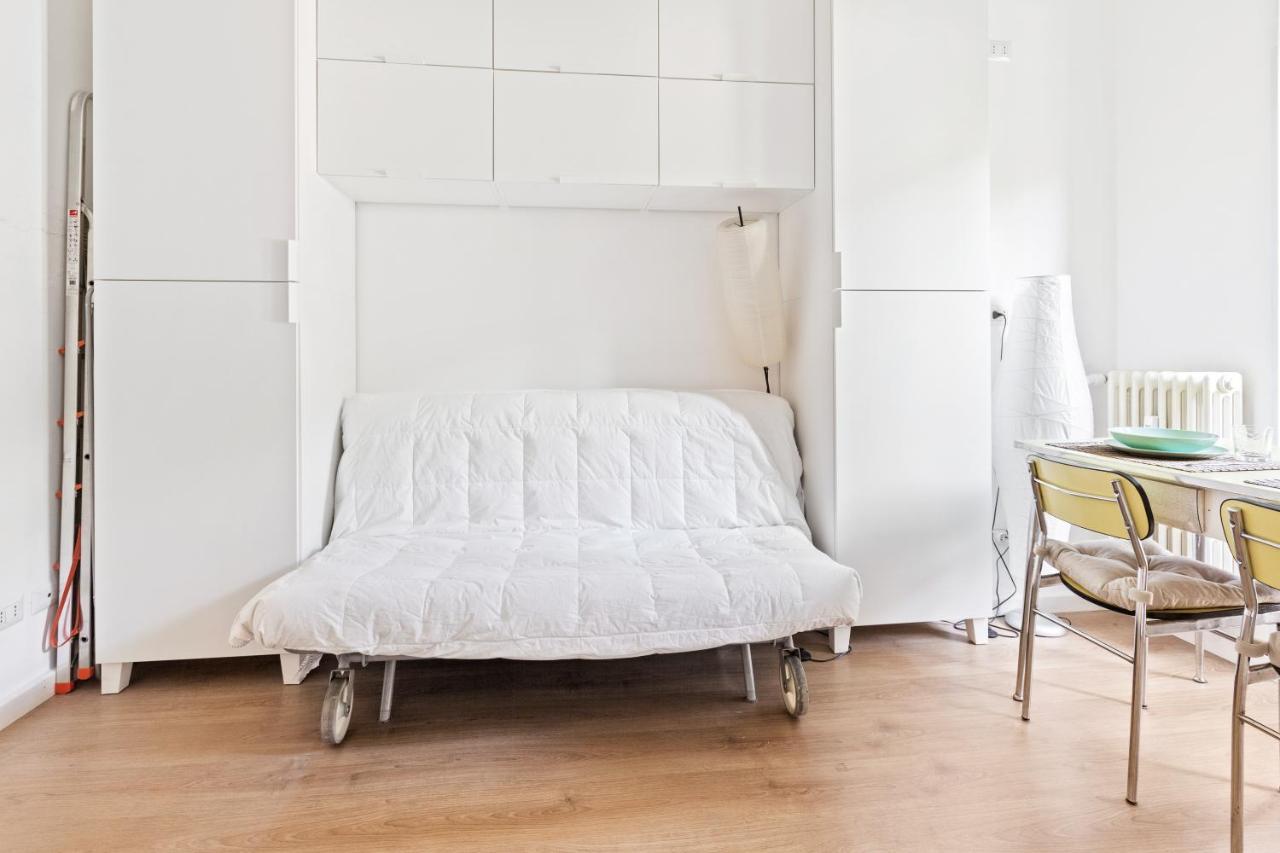 Milano Famagosta Cosy Studio Exteriör bild